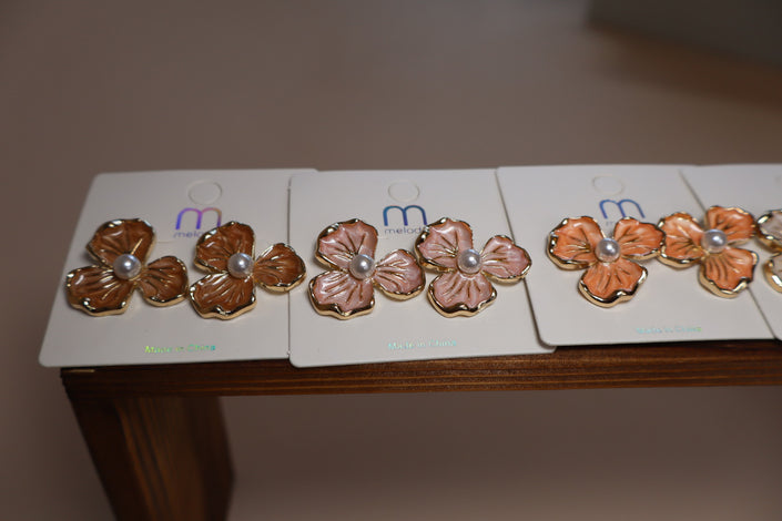 Magnolias earrings